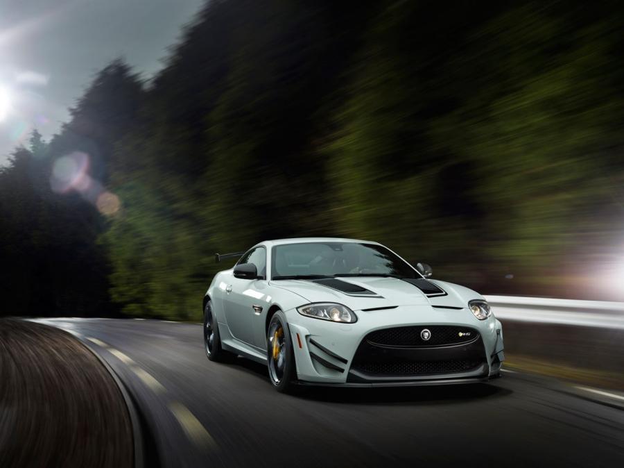  Jaguar XKR-S GT 2013 года  (фото 23 из 26)